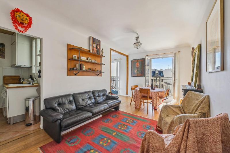 40 m near the Canal Saint-Martin — комфортный отель в Париже