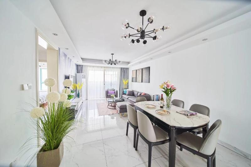 Datong Elite Apartment, near the Bund, CBD — забронировать отель в Шанхае