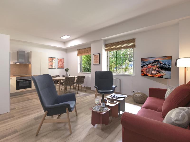 Prime Location in Kolonaki A Luxurious 1BR Haven — отель с удобным расположением в Афины