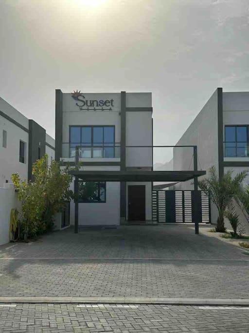 Sunset villa — отель в Фуджейра, Объединенные Арабские Эмираты