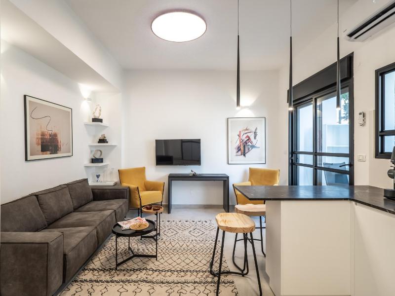 Luxury & Chic 2 Master BR - 2 Balconies - TLV Center! — забронировать отель в Тель-Авиве
