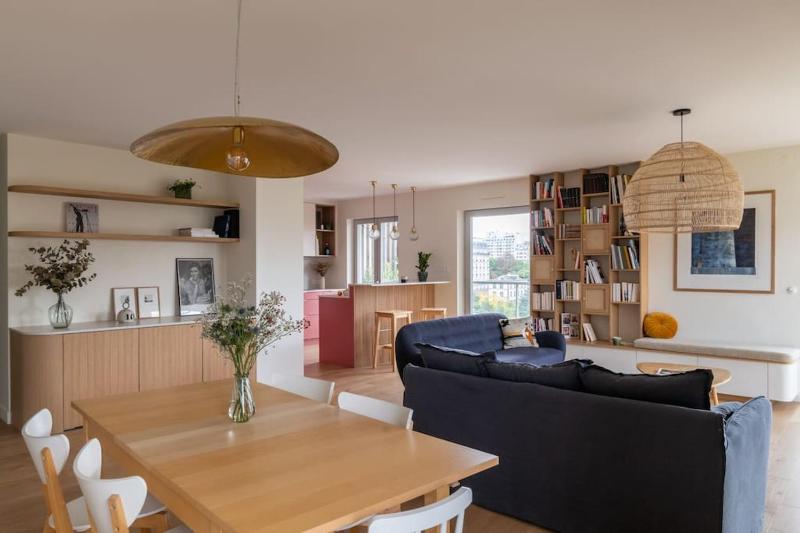 Apartment with terrace on park — комфортный отель в Париже