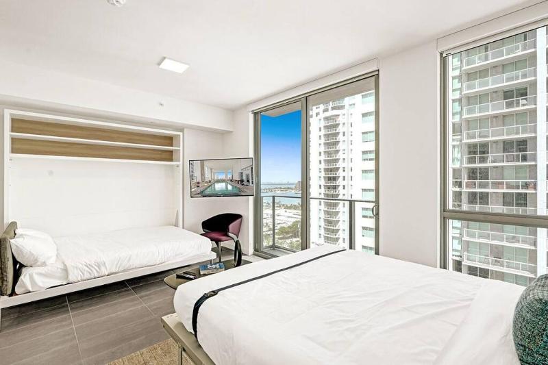 Miami Studio Light View — забронировать отель в Майами