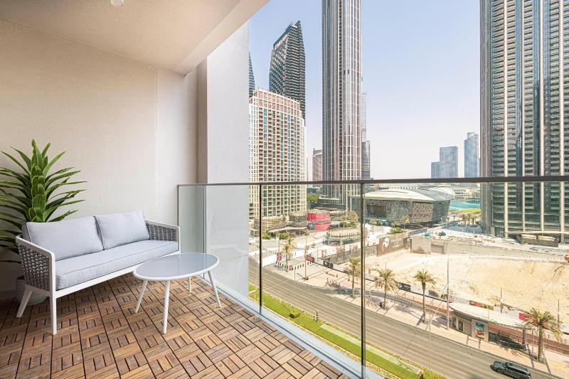 Цены на Magnificent 2BR Stunning Dubai Opera View в Дубае