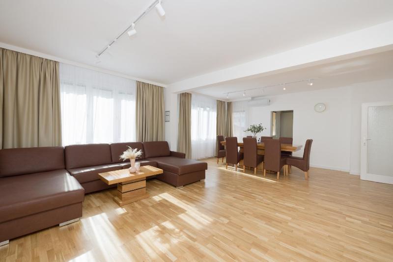 Comfort Apartments DeerBird — отель с удобным расположением в вене