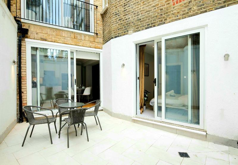 Цены на Sloane gate в Лондоне