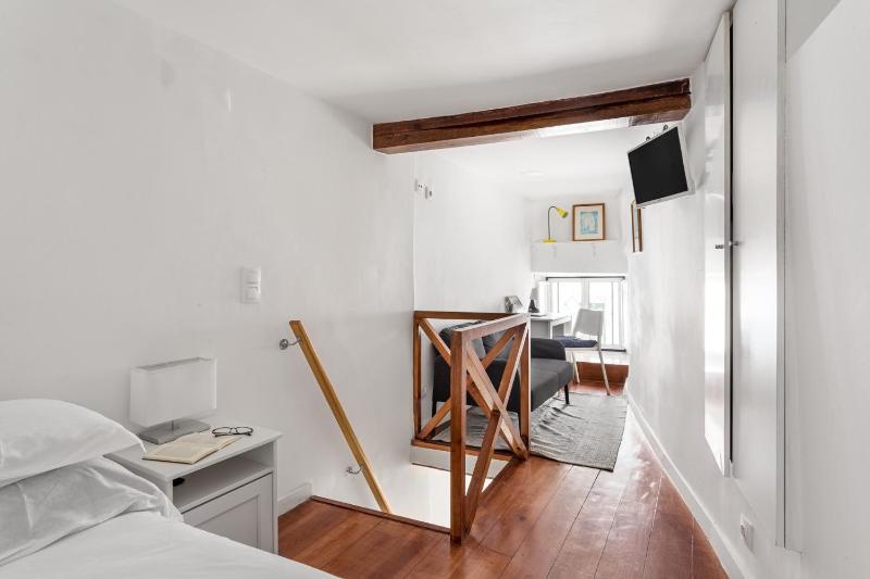 ALTIDO 1bed flat near Lisbon Cathedral — комфортный отель в Лиссабоне