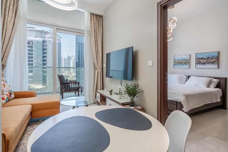 One Bedroom Near Burj Khalifa Dubai Mall-5minuts walk-RVA922 — забронировать отель в Дубае