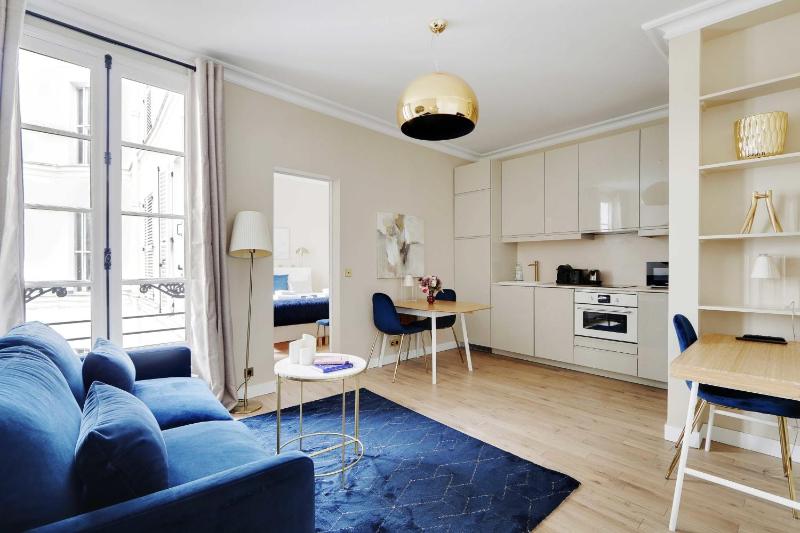 Splendid apartment - 1BR-4P Louvre - Rivoli — отель с удобствами в Париже