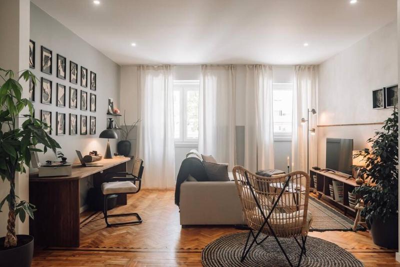 Soum - 2 bedrooms in Alvalade — забронировать отель в Лиссабоне