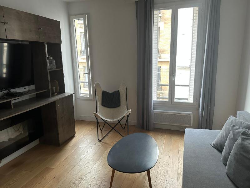 Цены на Cosy 2 pieces Parc Georges Brassens в Париже
