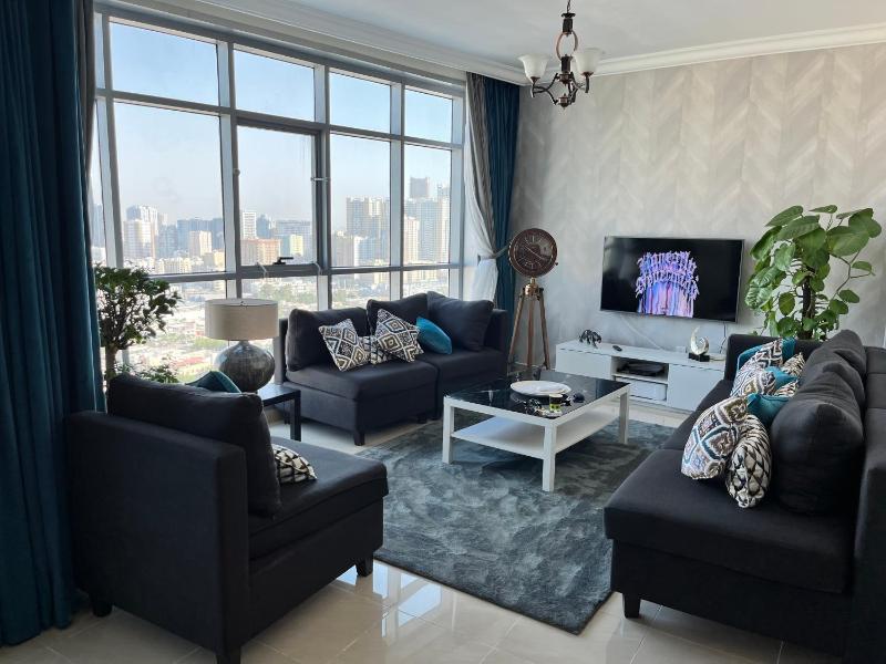 Ajman cornish Holiday Home — отель с удобным расположением в Аджман