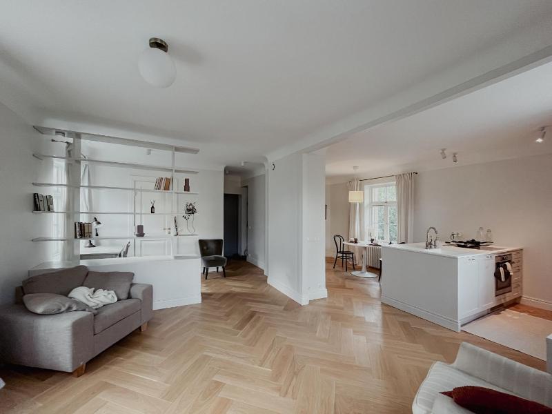 Cosy apartment in Kalamaja with free parking — отель в таллине, Эстония