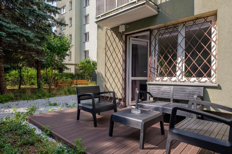 Labo Apartment Sady Zoliborskie — отель с удобным расположением в Варшаве