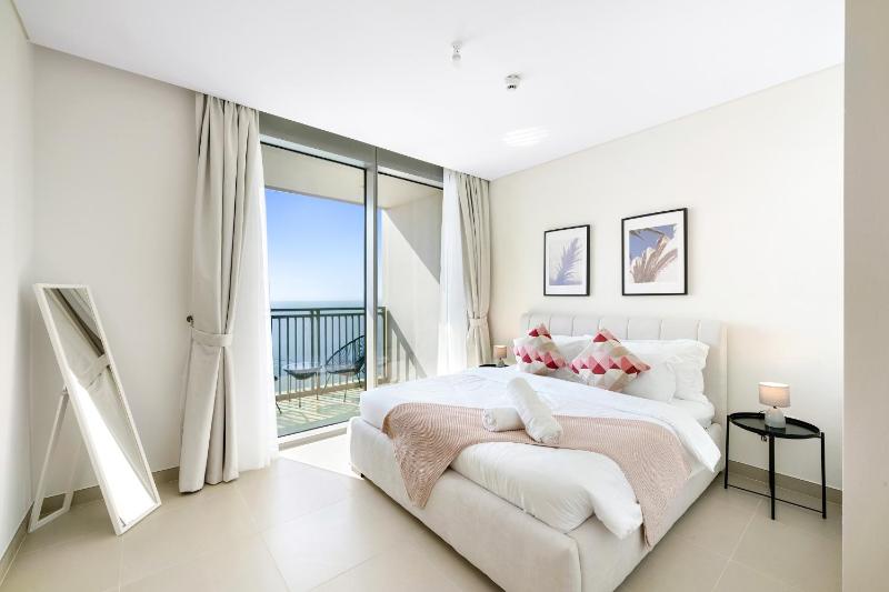 39th floor 3BR in Marina w/ Spectacular Ocean View — отель в Дубае, Объединенные Арабские Эмираты