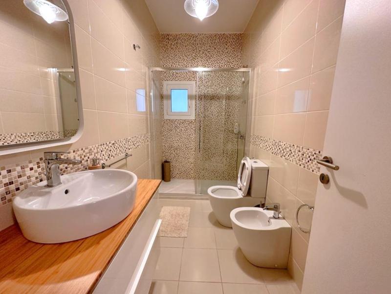 Цены на UpTown Suburb Apartment в Афины