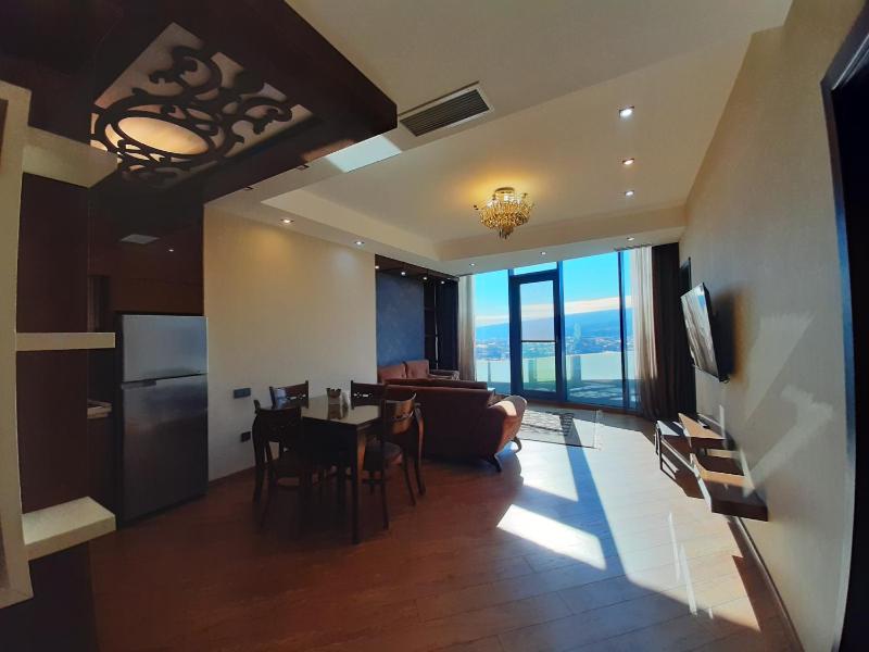 King David Luxury Two Bedroom 26-1 — комфортный отель в Тбилиси