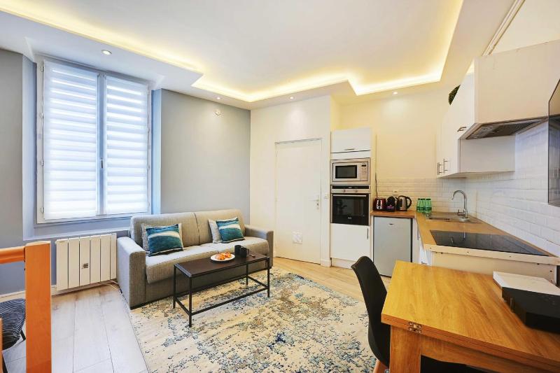Amazing apartment Marais Bastille — забронировать отель в Париже