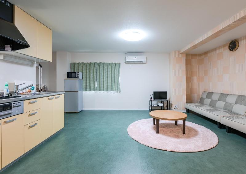 Shinsaibashi East Inn — отель с удобным расположением в Осаке