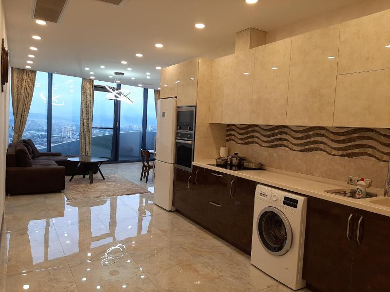 King David Luxury Two Bedroom 25-2 — отель с удобствами в Тбилиси