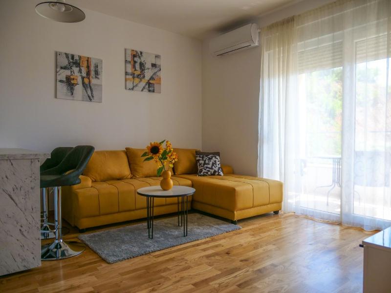 Contemporary apartment Nikic — отель с удобным расположением в Будва