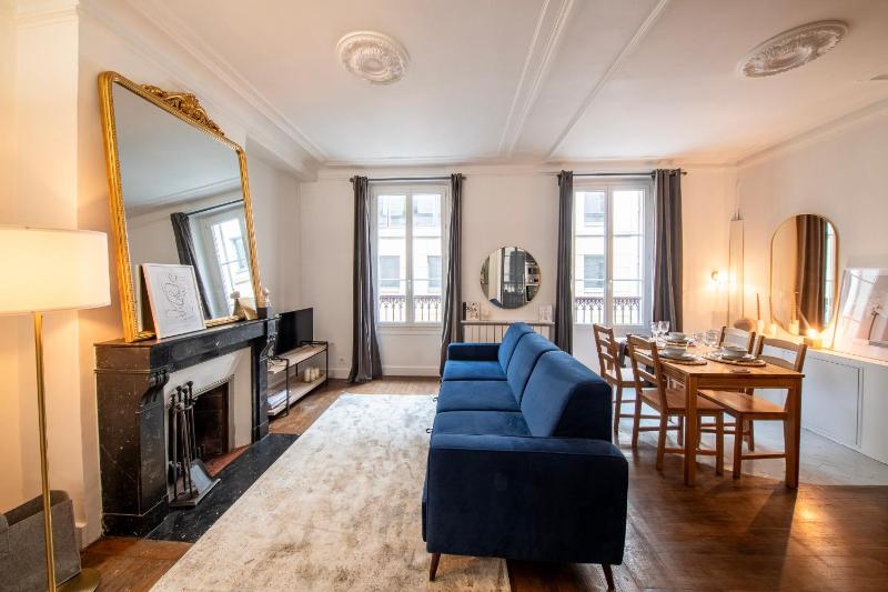 High standard 1 Bdr Beautifully Designed apt WEDD — отель с удобствами в Париже