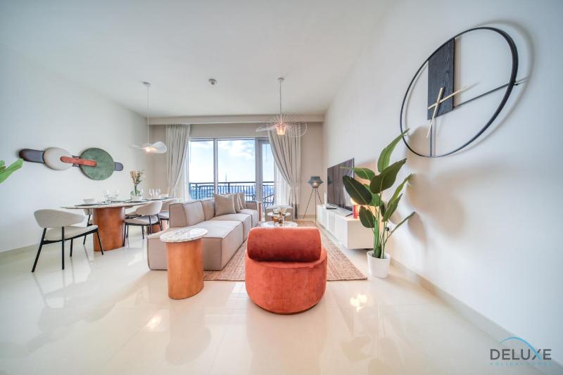 Цены на Polished 3BR with Assistant Room at Harbour Views Tower 1 Dubai Creek Harbour by Deluxe Holiday Homes в Дубае