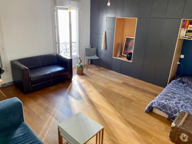 Beau studio spacieux — комфортный отель в Париже