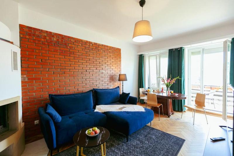 Eclectic, cozy in the heart of Old Mokotow! — отель в Варшаве, Польша