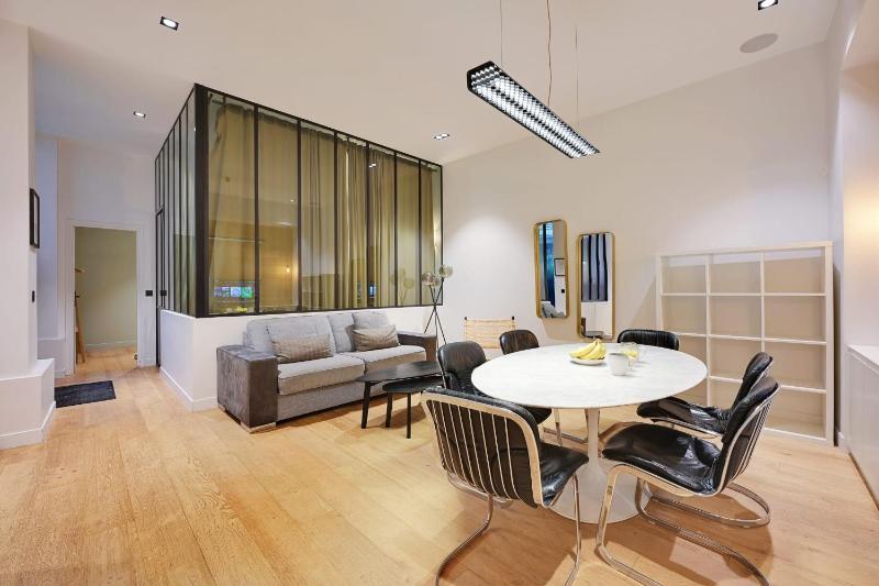 Designer apartment 2BR6P - MadeleineHaussmann — комфортный отель в Париже