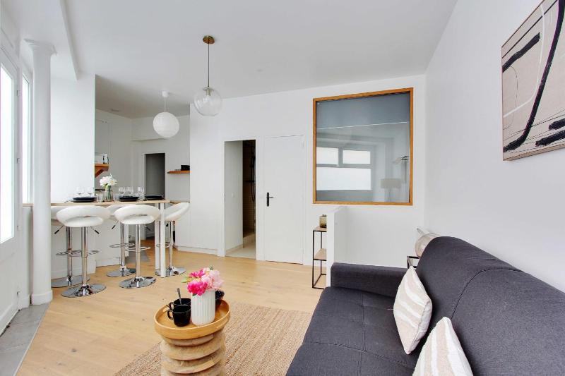 Accueillant et moderne - 2BR 4P - Sacre Coeur — комфортный отель в Париже
