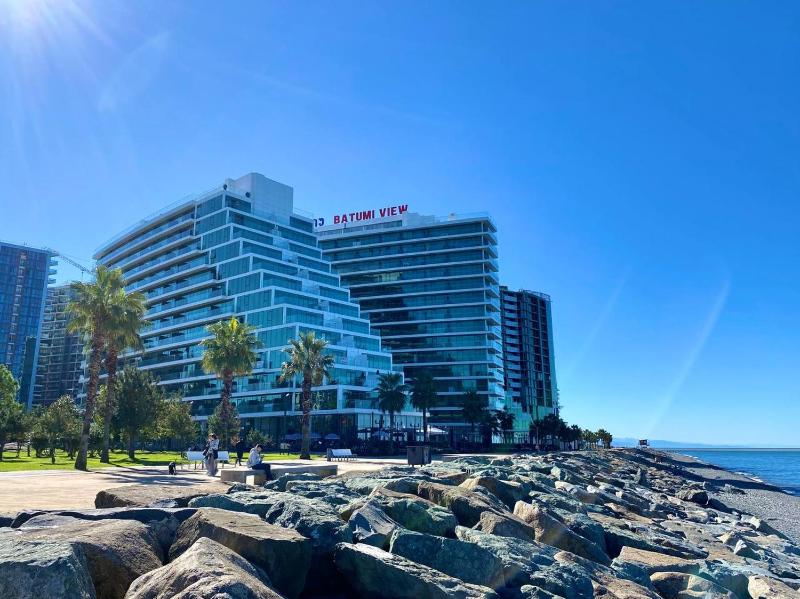 Apartments on the seacoast, Batumi View — забронировать отель в Батуми