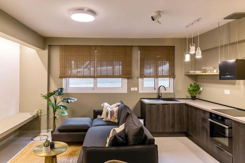 An Urban Nest in Athens — отель с удобным расположением в Афины