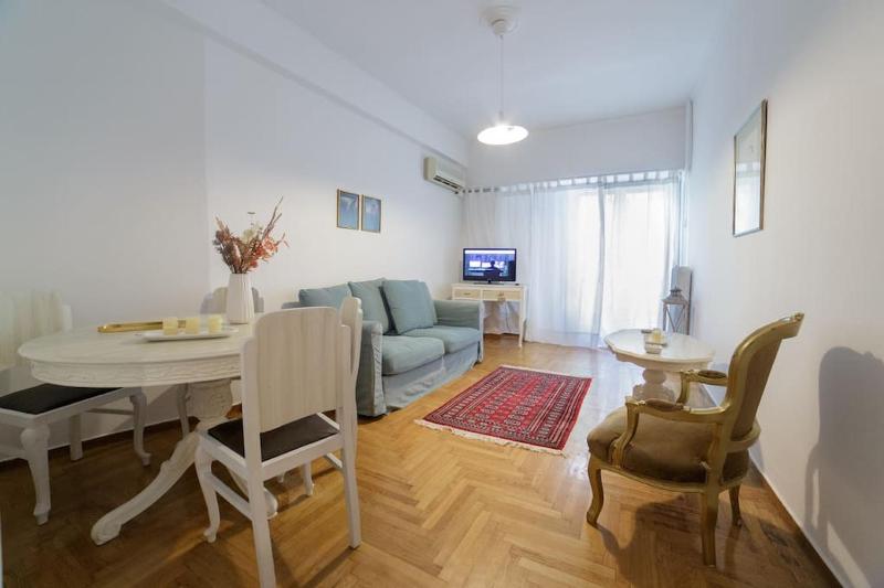Iris Apartment — отель с удобствами в Афины