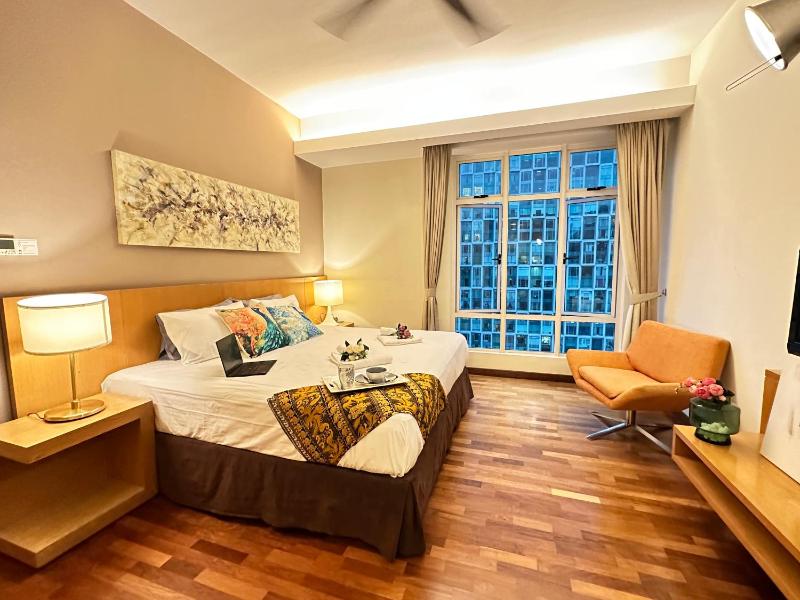 Cormar Suites, Heart of Kuala Lumpur, walking distance to KLCC, pubs and Michelin Restaurants — комфортный отель в Куала-Лумпуре