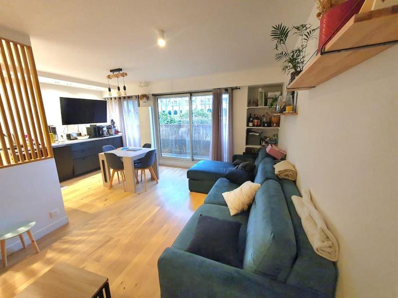 Appartement de 50 m2 au bord du Canal — забронировать отель в Париже