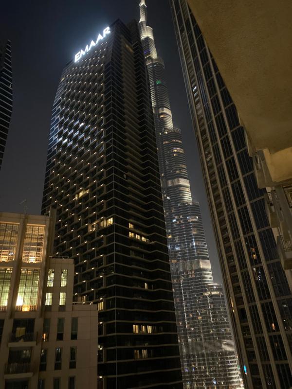 Standpoint Tower Apartment opposite Burj Khalifa — отель в Дубае, Объединенные Арабские Эмираты