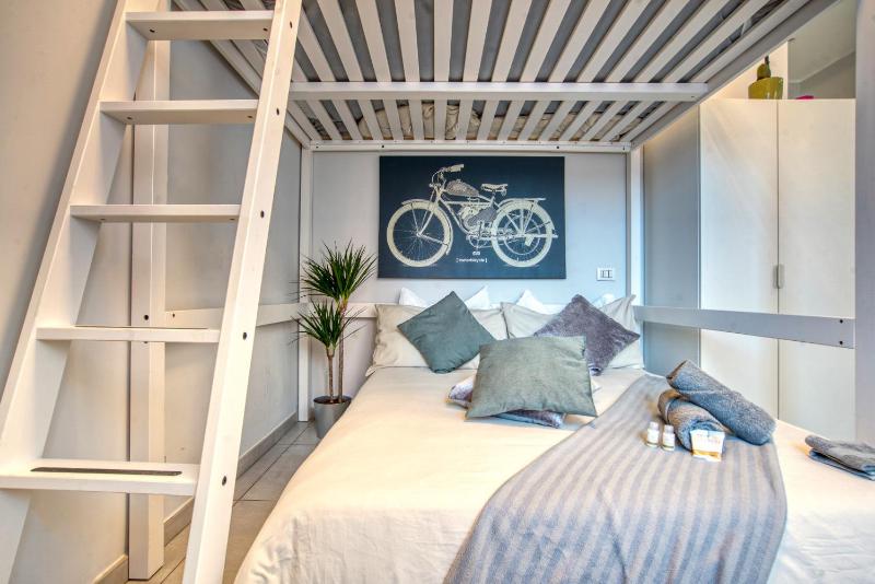 Monfalcone 38 BOUTIQUE APARTMENT — комфортный отель в Милане
