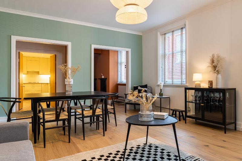 Цены на New 3bed with Air Con In Chelsea в Лондоне