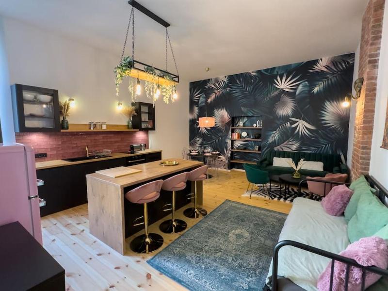 Urban Jungle! — забронировать отель в Берлине