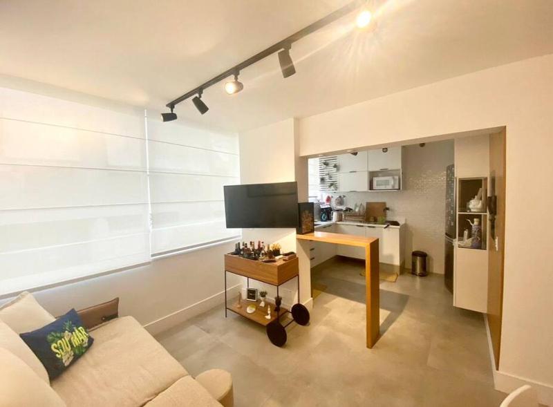 Duplex moderno 2 quartos na praia Leblon — отель с удобствами в Рио