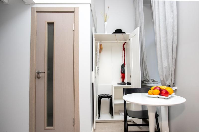 Loft style apartment in city centre near any public transportation — отель с удобствами в риге
