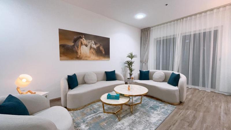 Upgraded newly furnished with sea view — отель с удобствами в Дубае
