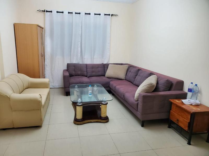 Bed space available in al majaaz 1 sharjah — отель с удобствами в Шарджа