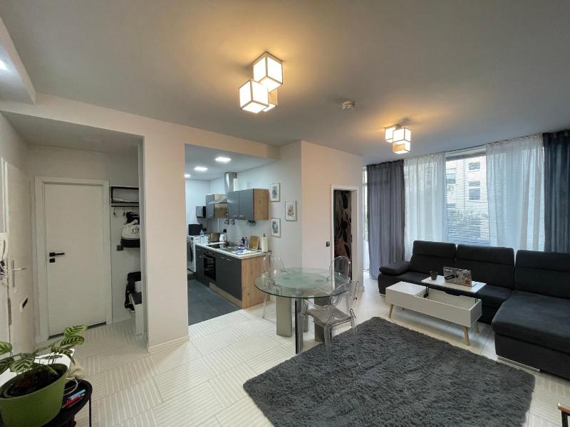 Bright: Flat with Balcony - Kitchen - Free Parking — отель с удобствами в Берлине