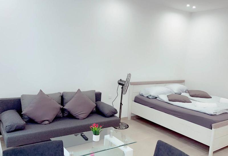 Queen Apartment 4P WL — отель с удобствами в вене