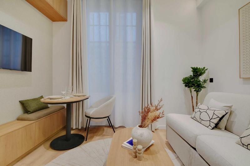 Modern studio - 2P - Montmartre - Sacre Coeur — забронировать отель в Париже