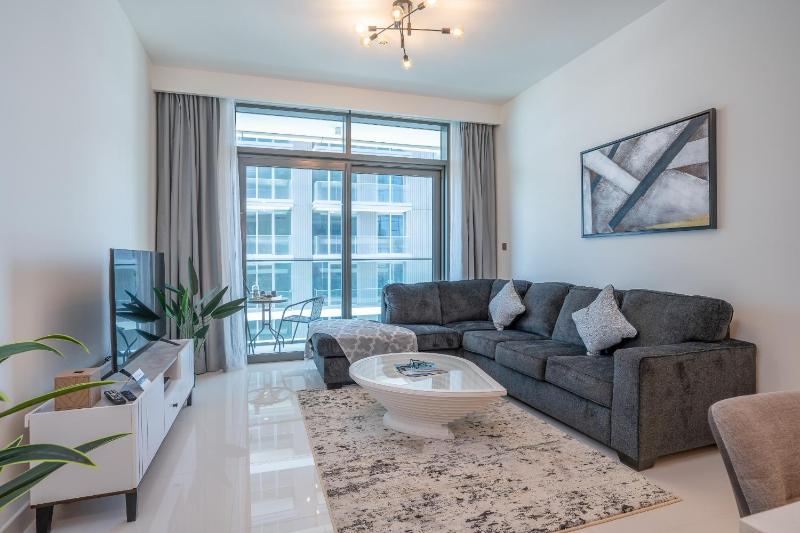 Pristine - Sea View - Emaar Beachfront — отель в Дубае, Объединенные Арабские Эмираты