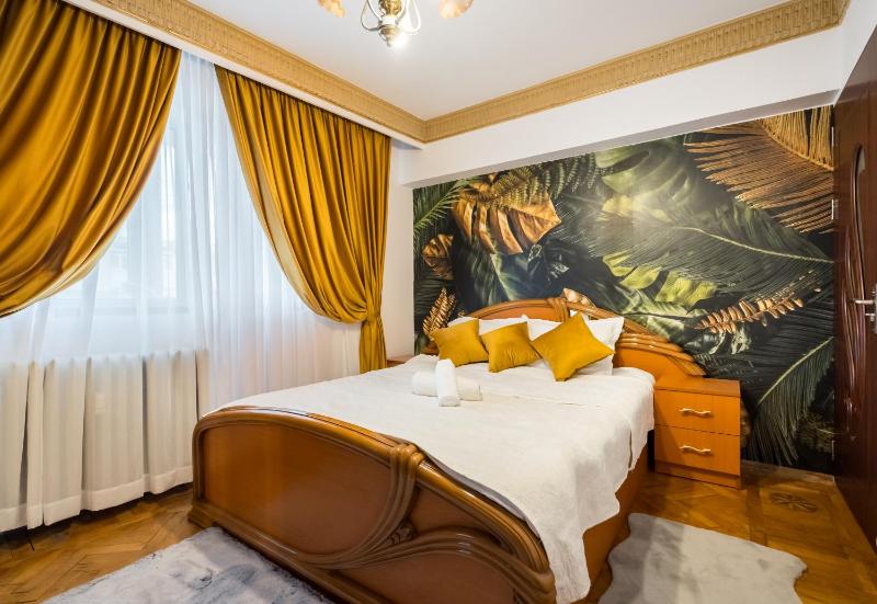 Semi Central two large bedroom apartament — отзывы гостей и цены