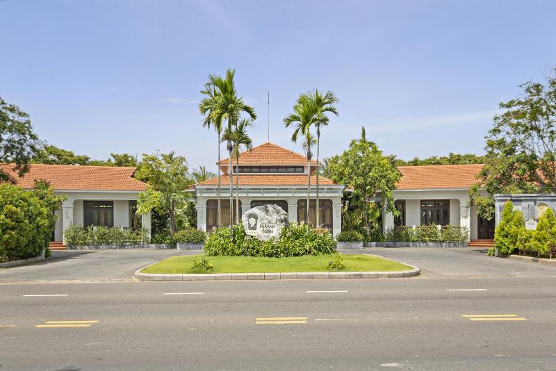 Resort Villa Da Nang Luxurious Abogo — забронировать отель в Дананге